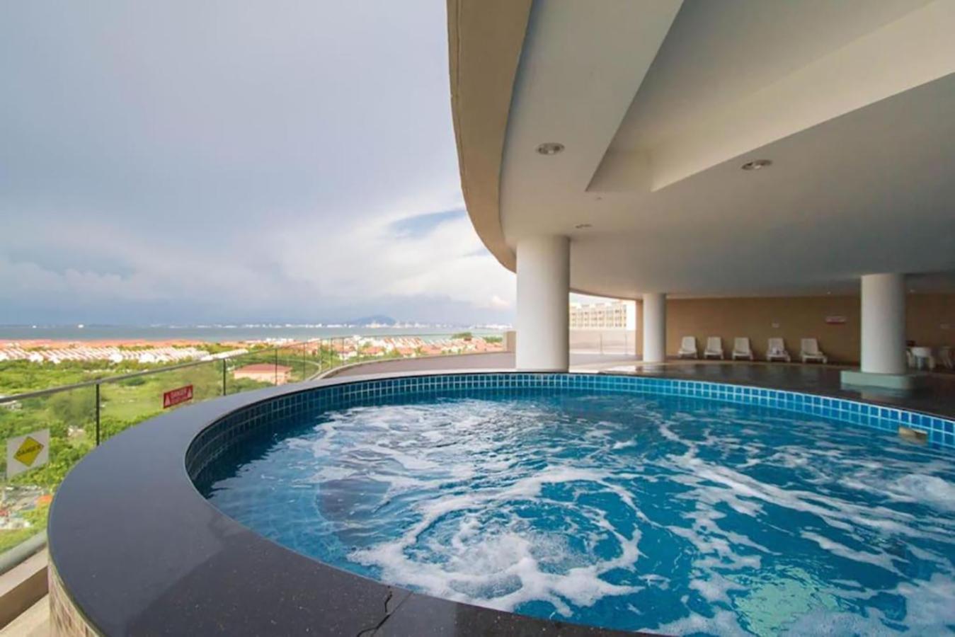The Regency Luxury Suite -Gurney Strait Quay Tanjung Tokong Luaran gambar